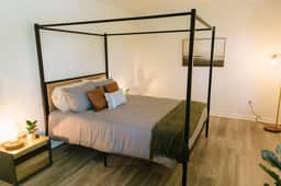 Morning View 4” Cozy Modern Stay - College/Hiking - Apartment