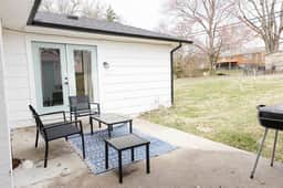 The Cypress - Peaceful Modern Stay in Lexington - Holiday Home