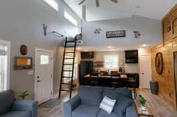 Secluded Stay| Bourbon Trail| Deer Creek Lodge