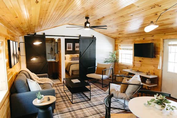 Humble & Cozy | Hiking Near| Firepit| Boones Bluff