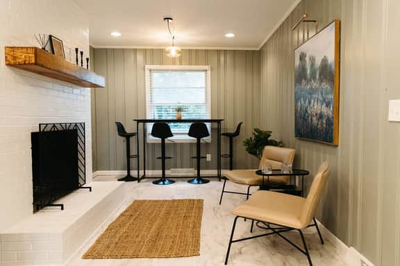 5 Mins to UK, Downtown, & Stadium| Modern 3BD Stay