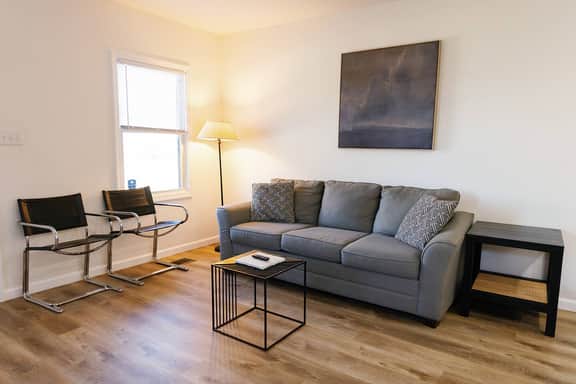 Earl Grey | Apartment Near Downtown Lexington| 2BD