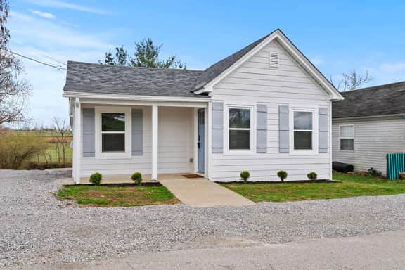 Creekside Stay | Peaceful Cottage | Elkhorn - Holiday Home