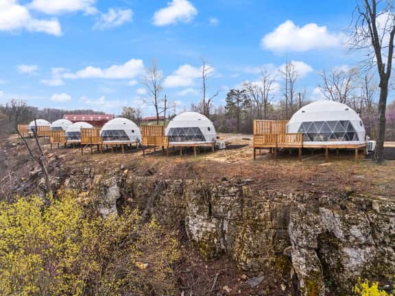 Overlook LUX Dome| Epic RRG Views| Bluegrass Bluff