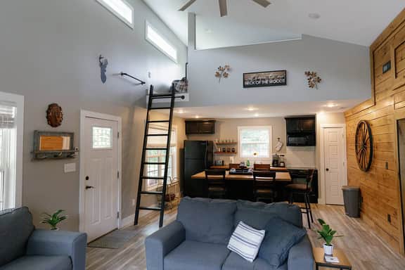 Secluded Stay| Bourbon Trail| Deer Creek Lodge